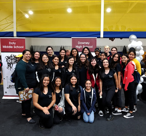 Warren High School hosted the 2019 Femineers Gala on March 21 in which the Femineers from DUSD schools were able to showcase their projects. Our Femineers had the opportunity to ask a panel of women with degrees in engineering various questions. 