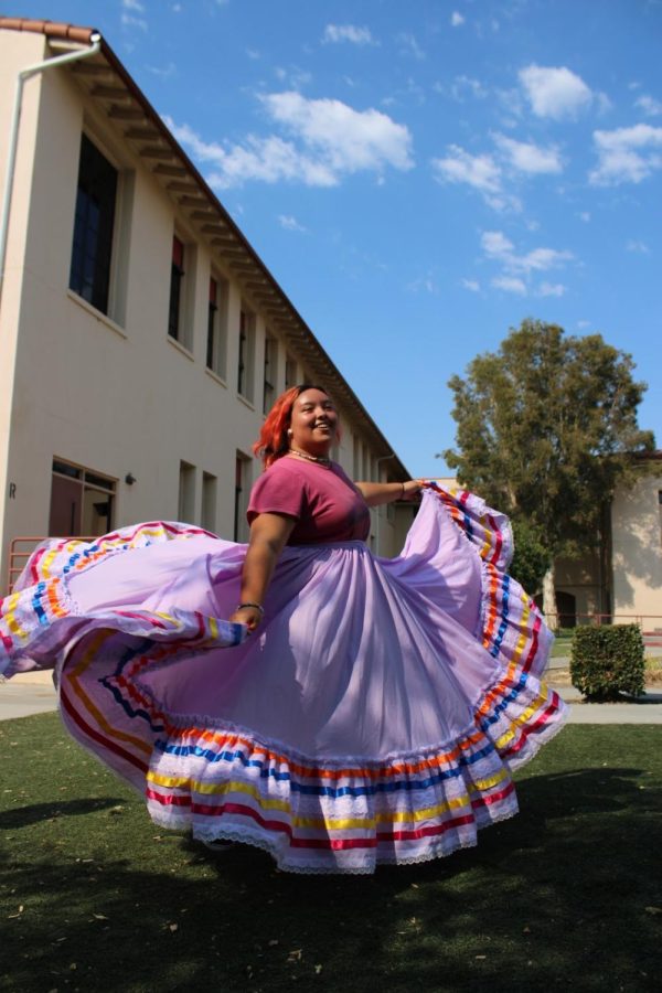 DHS Folklorico Club