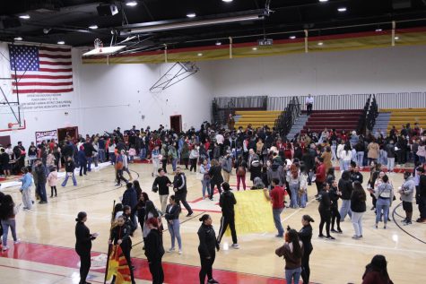 School spirit surrounds the campus of Downey as future Vikings set foot on campus. Future Freshman Night kicks off on February 28 in the Downey High School gym. Amidst noteworthy events and brandishing tables held by student clubs, teams, and classes, being offered to incoming freshmen.